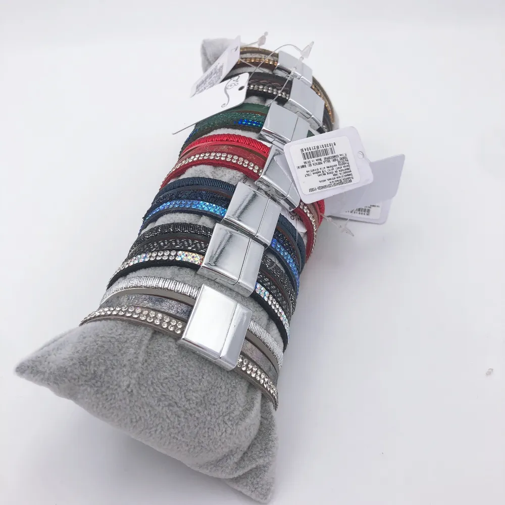 Bracciali con cuscino in omaggio - Cuore strass - Bracciale similpelle mix 7 pcs