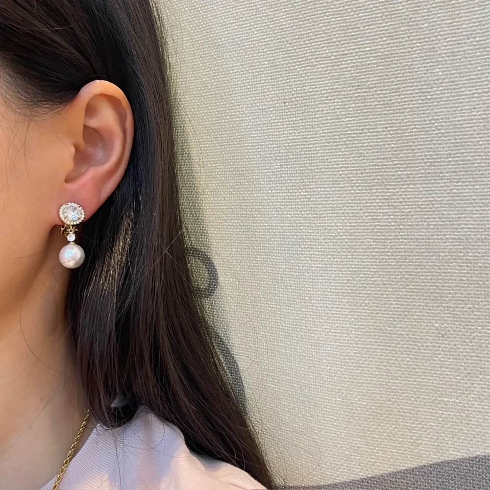 Punto Luce con Perla -Orecchini a Clip in Acciaio - OAK-103-AA5545E