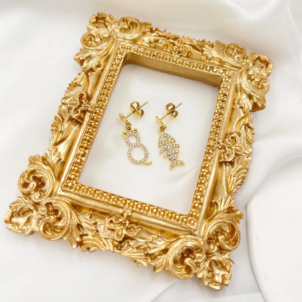 Gatto Lisca di Pesce-Orecchini in Acciaio - OAP-103-AA4560E