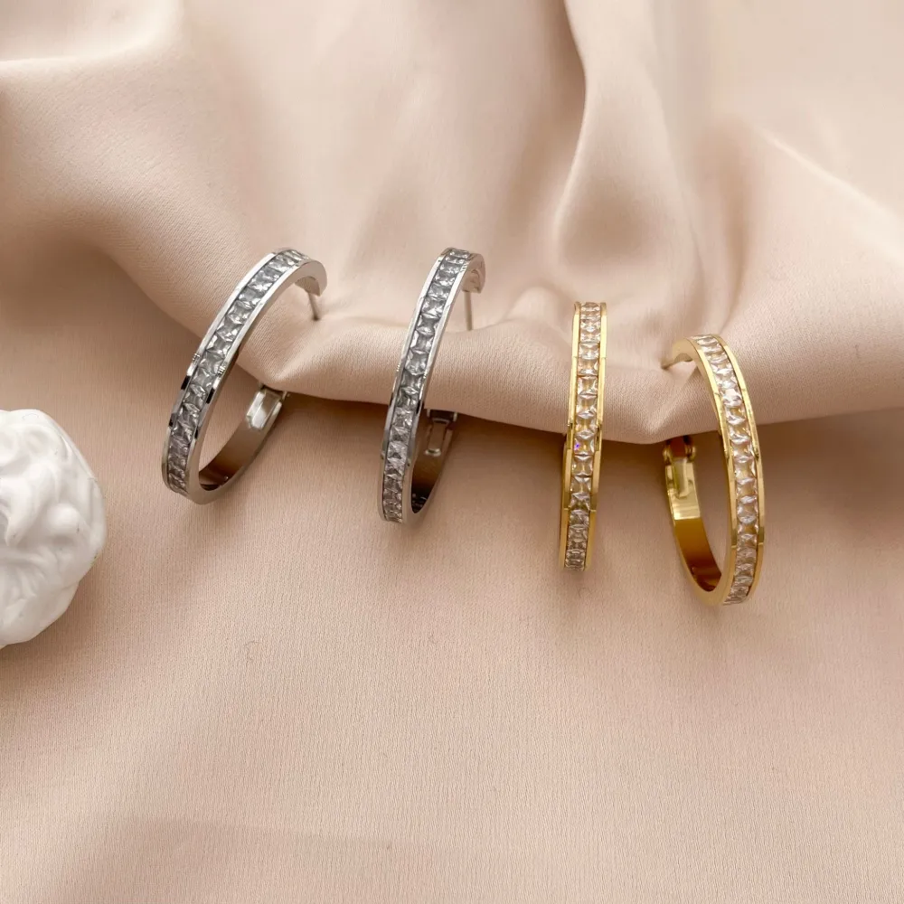 Cerchio 40mm con Zirconia-Orecchini in Acciaio - OAP-413-1158 40mm