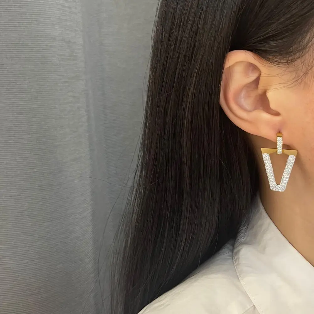 OAP413-701-Triangolo- Orecchini in Acciaio - OAP413-701-Triangolo- Orecchini in Acciaio