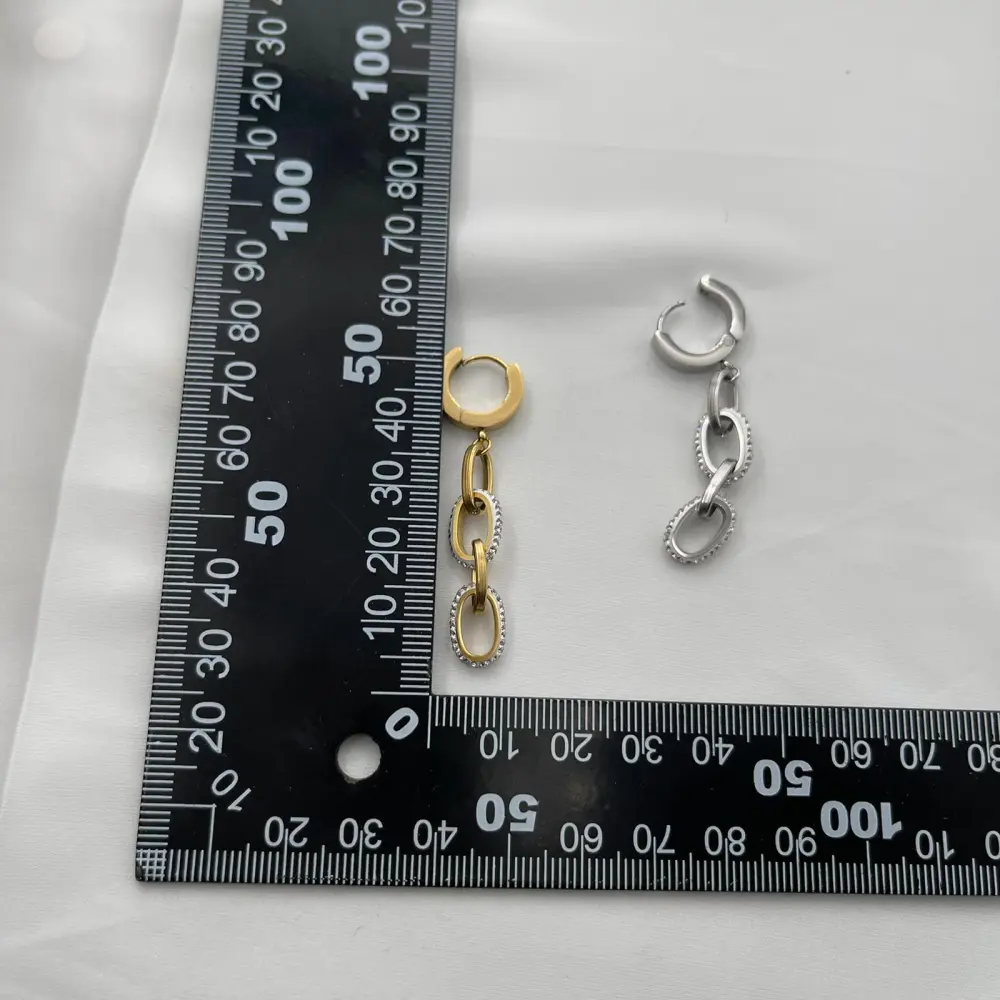 Catena con Strass -Orecchini in Acciaio - OAP-413-925