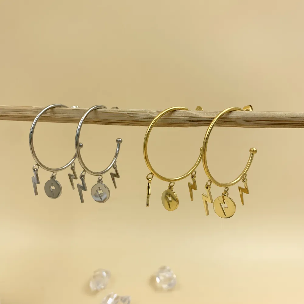 OAP6819-Fulmine- Orecchini a Cerchio con Pendenti in Acciaio - OAP6819-Fulmine- Orecchini a Cerchio con Pendenti in Acciaio