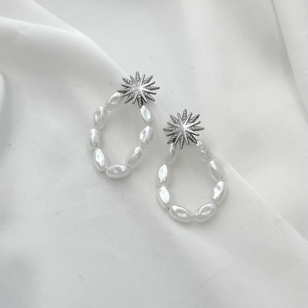 Croce Stella con Goccia di Perla-Orecchini in Acciaio - OAP-729-01