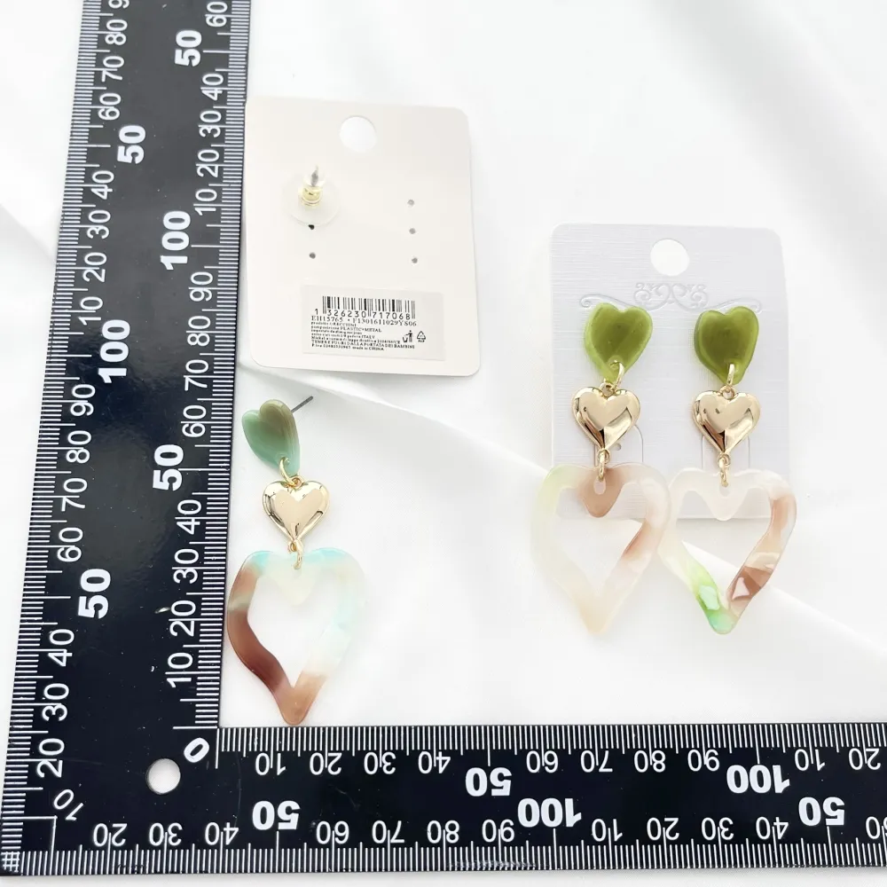 Cuore Vuoto-Orecchini in Resina Moda - OMM-15765 S