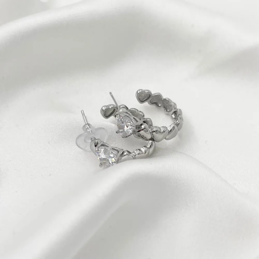 Cerchio Piccolo con Cuore-Orecchini con Zirconia - OMZ-109-194 Piccolo