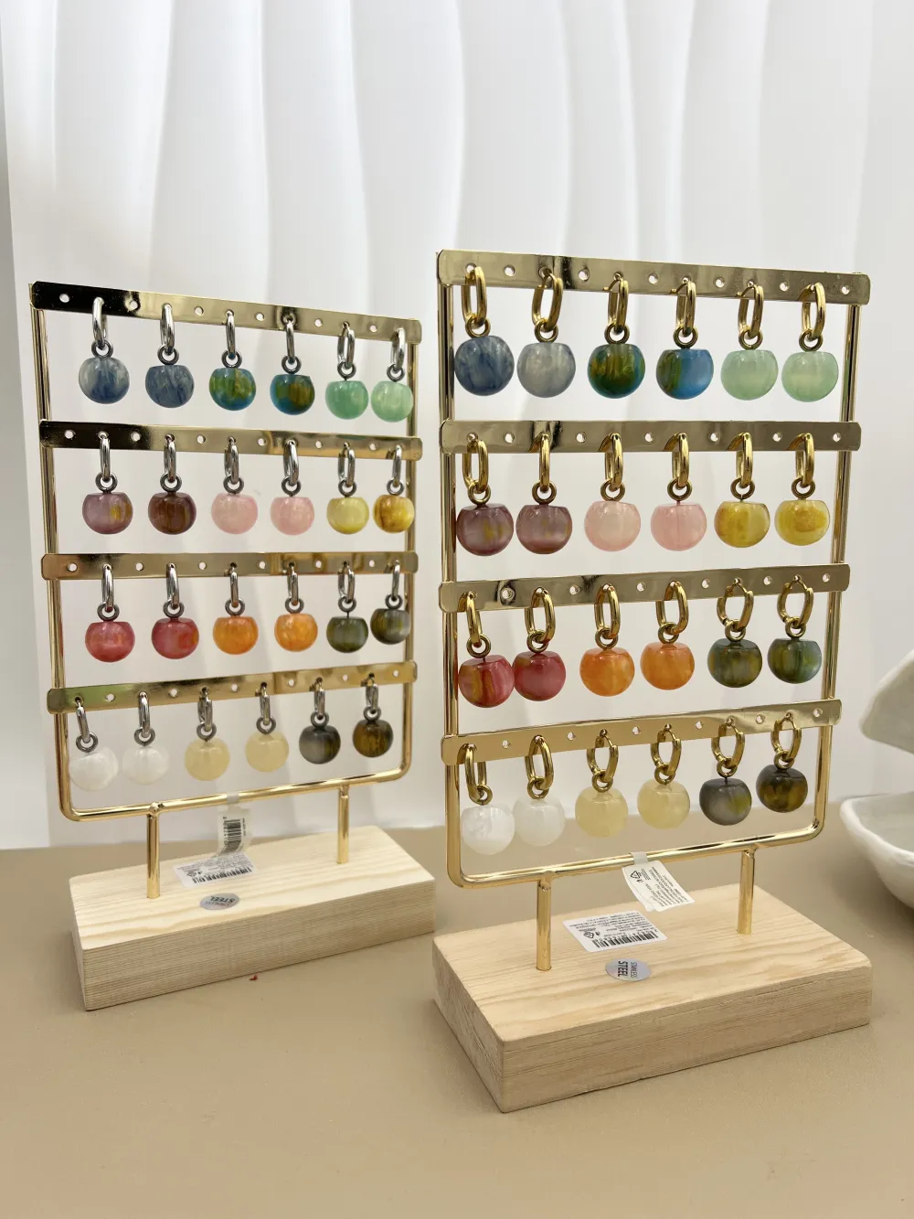 Ciondolo con effetto Pietra-12Paia Orecchini in Acciaio Incluso Espositore - OPA-208-560