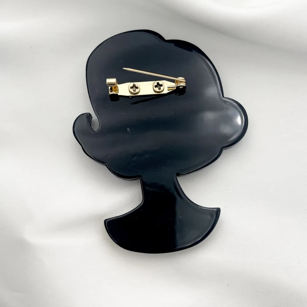 Donna-Spilla in Resina - SPM-121-65