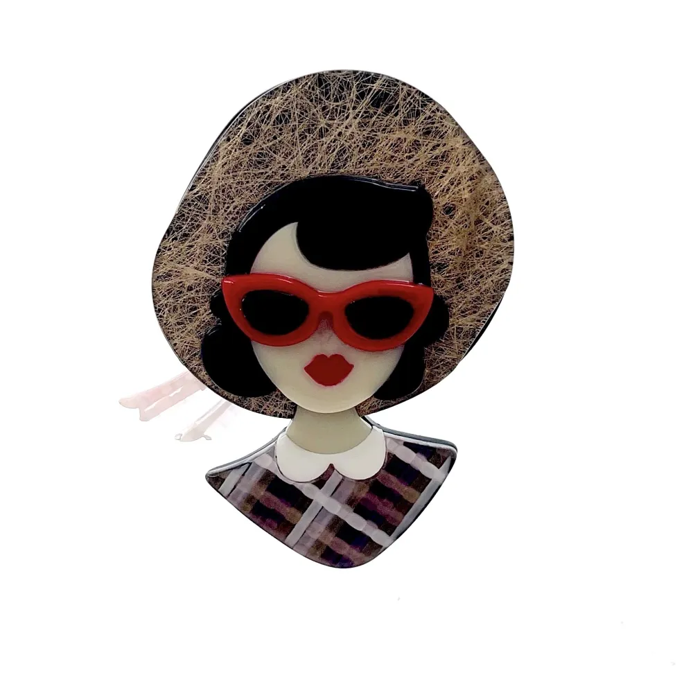 Donna-Spilla in Resina - SPM-121-66