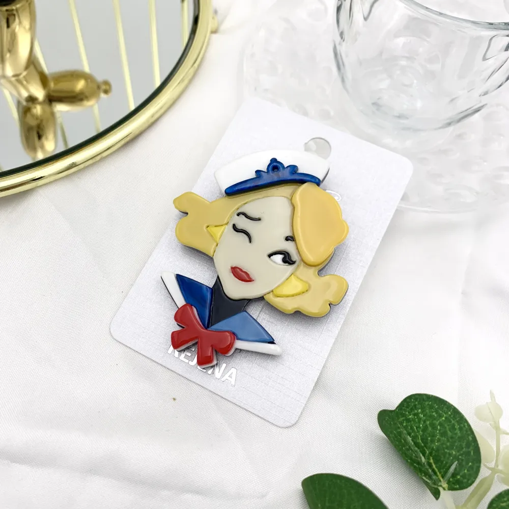 Donna-Spilla Moda in Resina - SPM-121-68