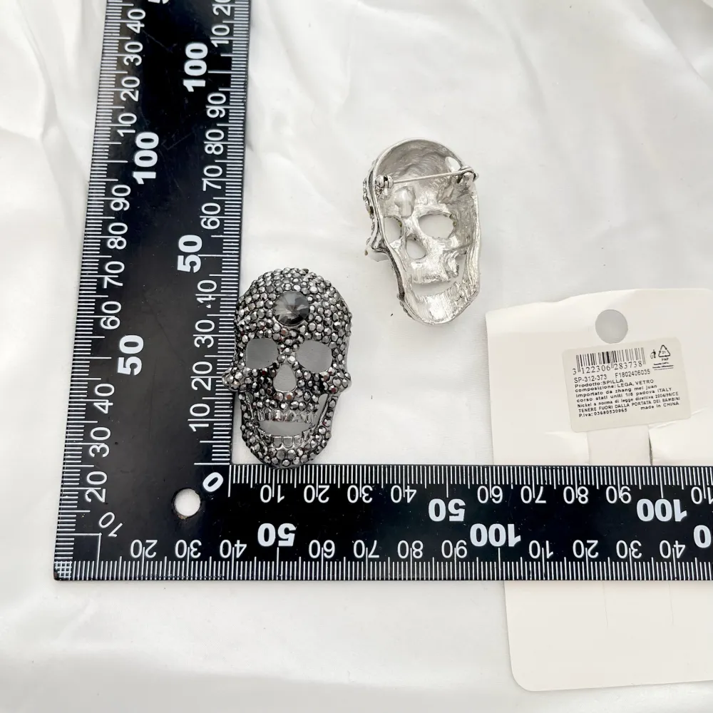 Teschio con Strass-Spilla in Metallo - SPM-312-373