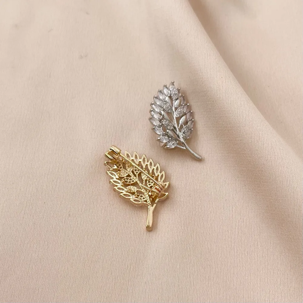 Foglia-Spilla Piccola con Zirconia - SPM-506-189