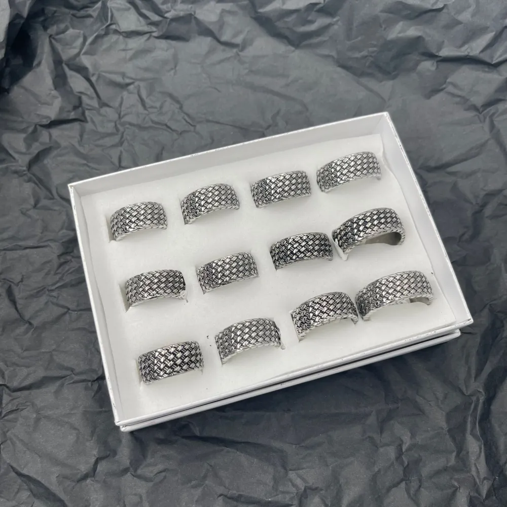 Fede con Intrecciato-Anello in Acciaio con Misure - AAM-423-52