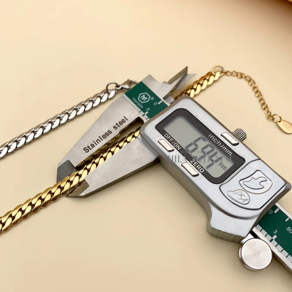 Catena Serpente 7mm-Bracciale in Acciaio con Chiusura - BAC413-1474