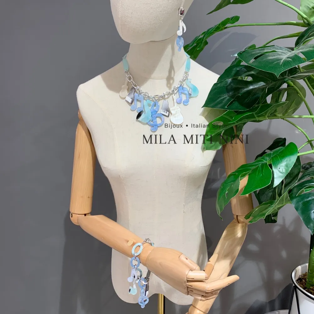 Nota Musicale-Collana Corta in Resina - CMC-13756A