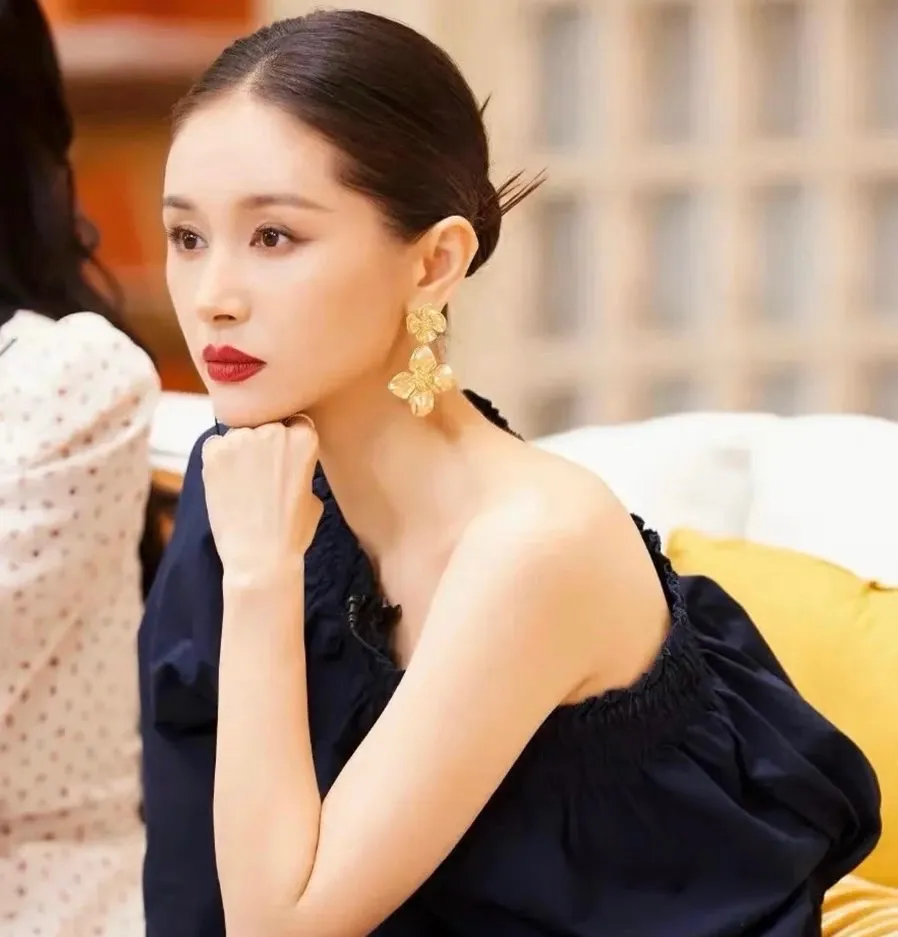 Fiore-Orecchini in Acciaio - OAP-732-88