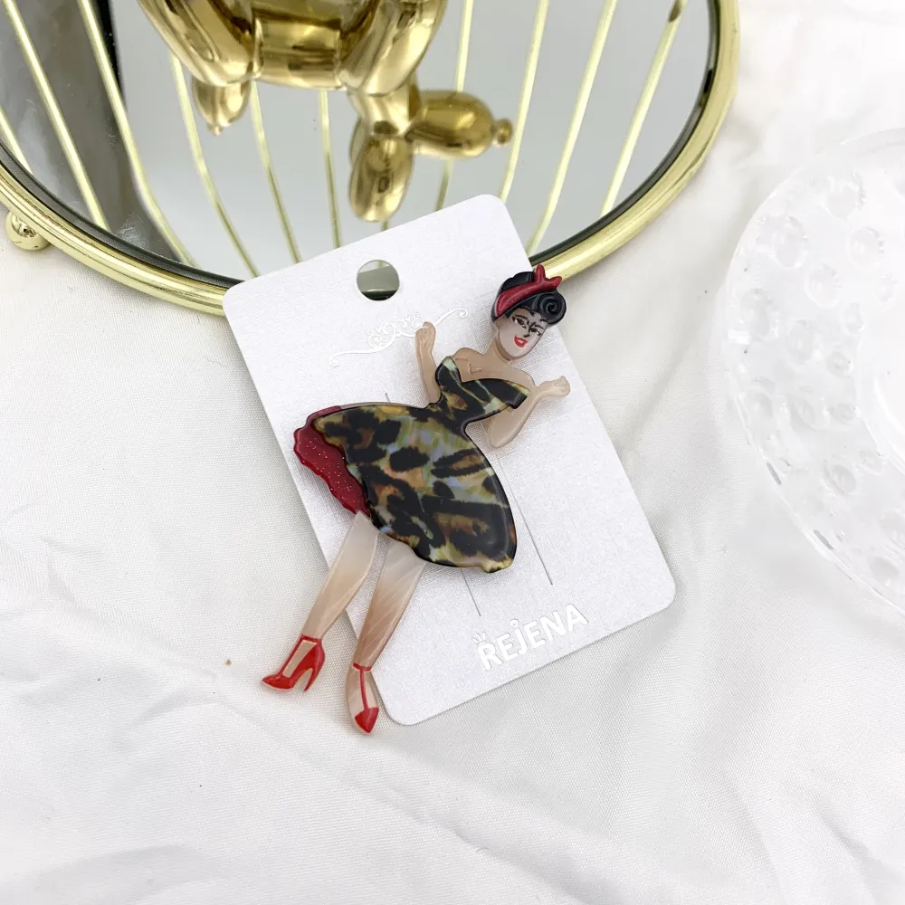 Donna-Spilla Moda in Resina - SPM-1026