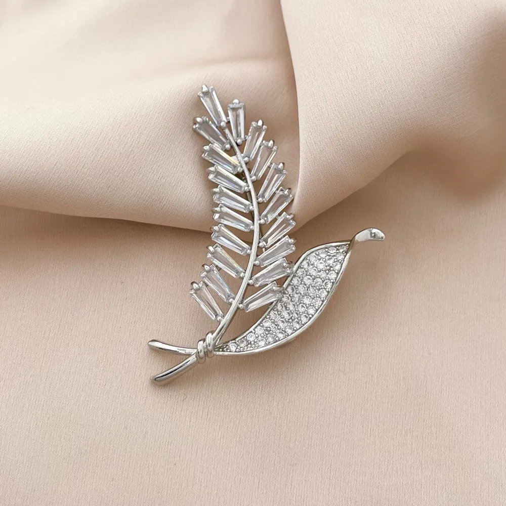 Fantasia Foglia-Spilla con Zirconia - SPM-506-174