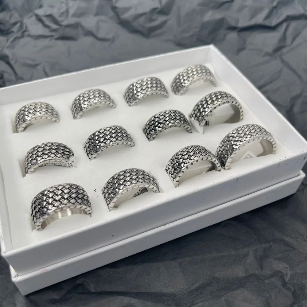 Fede con Intrecciato-Anello in Acciaio con Misure - AAM-423-52