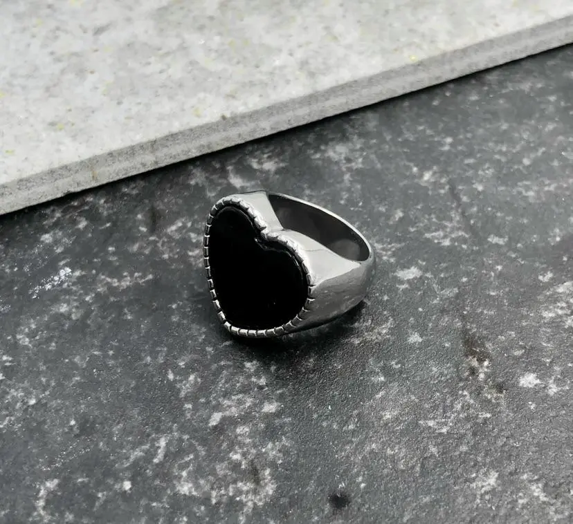 Cuore Nero-12pz Anelli in Acciaio - AAU518-09