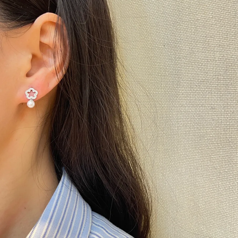 Fiore Perla -Orecchini in Acciaio - OAP-103-AA5038E