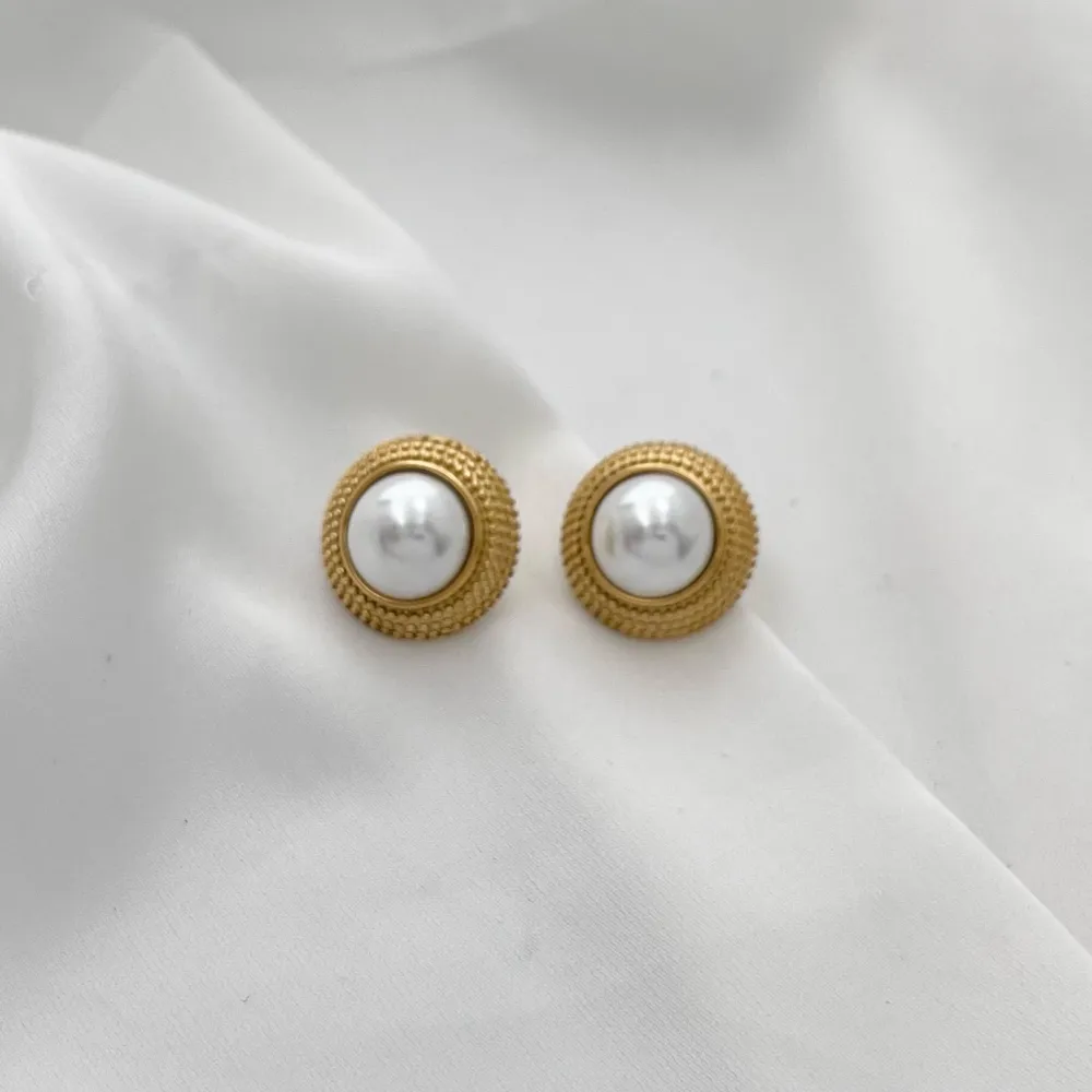 Perla Tondo-Orecchini a Lobo in Acciaio - OAP-729-17