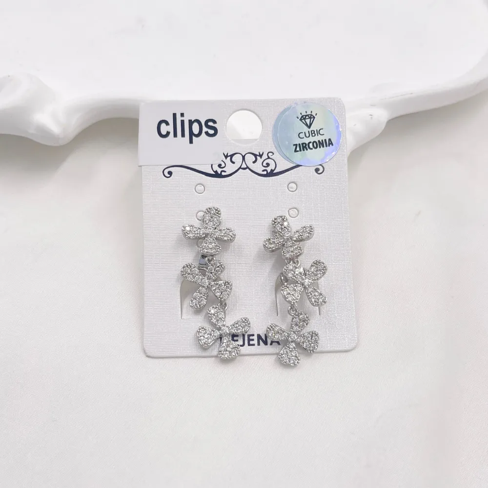 Tre Fiore-Orecchini a Clip in Acciaio - OMK-506-348