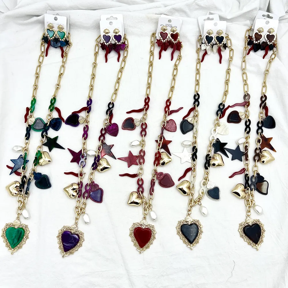 Sacro Cuore Cornino-Orecchini Moda in Resina - OMM-11142