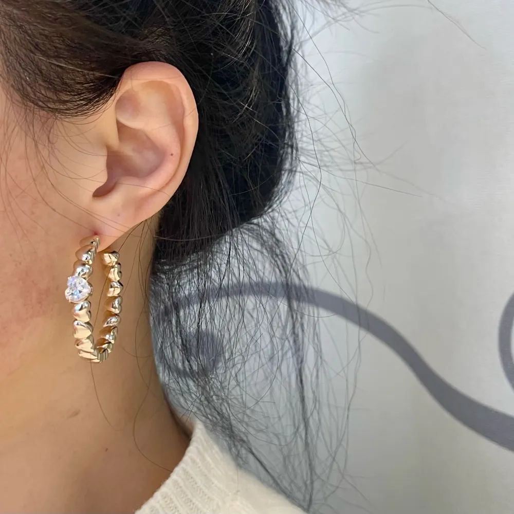 Cerchio Grande con Cuore-Orecchini con Zirconia - OMZ-109-194