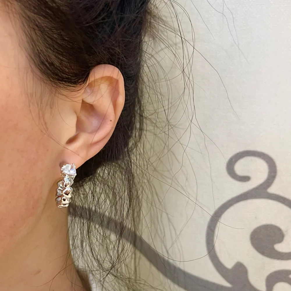 Cerchio Piccolo con Cuore-Orecchini con Zirconia - OMZ-109-194 Piccolo