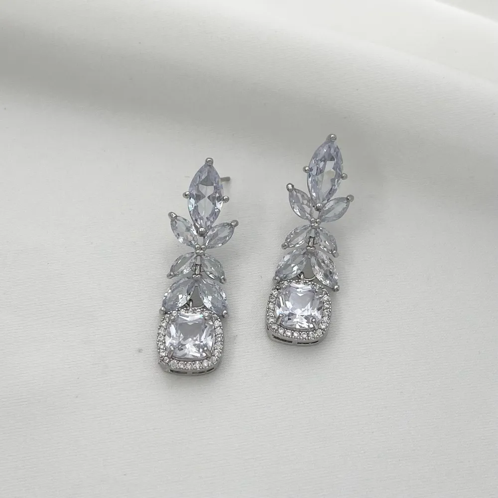 Foglia con Quadrato-Orecchini con Zirconia - OMZ-506-251