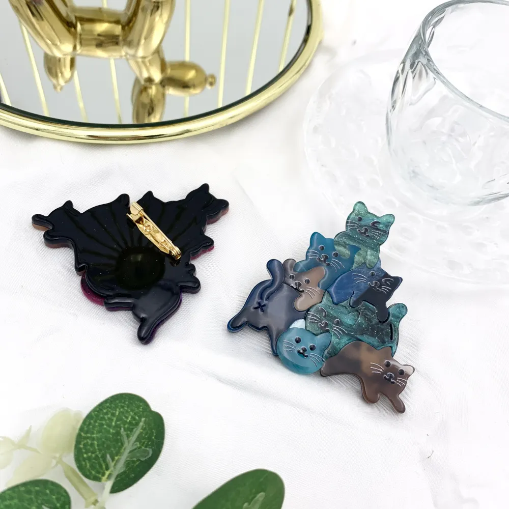 Gatti-Spilla Moda in Resina - SPM-1037