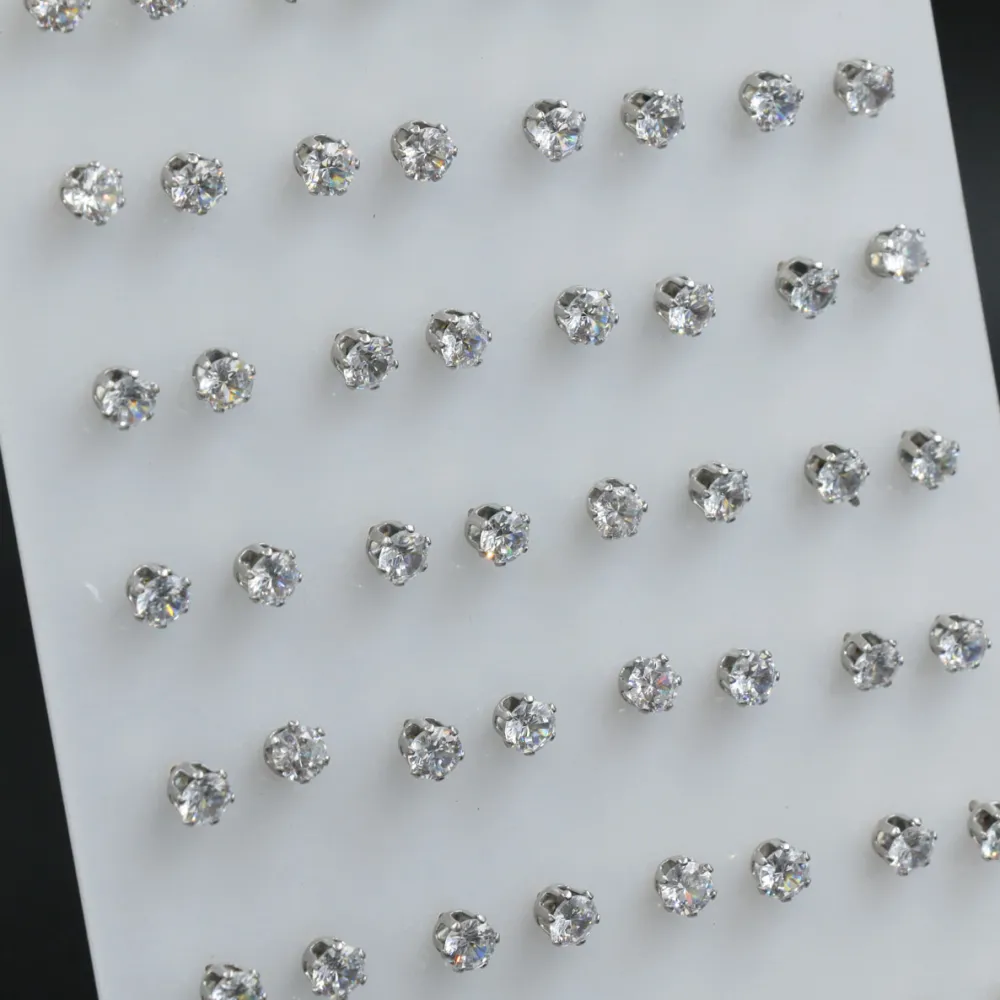 Punto Luce 5mm 6Griffe-36paia Orecchini a lobo in Acciaio - OAP-107-89-113 5mm