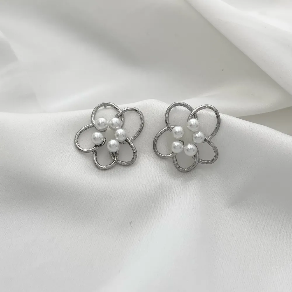 Fiore con Perla-Orecchini in Acciaio - OAP-729-07