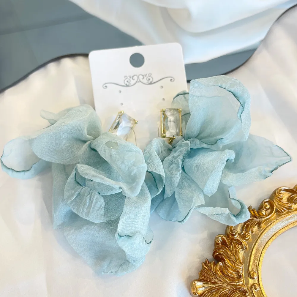 Punto Luce con Petali  -Orecchini Moda - OMM-769-02