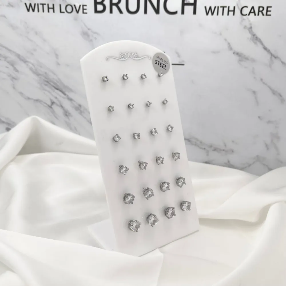 Punto Luce Scalare 4 Griffe -12 Paia Orecchini in Acciaio - OPA-103-AA246E 3-7mm