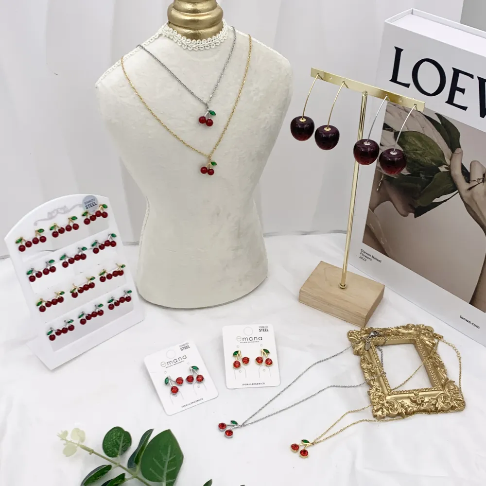 Ciliegia-12Paia Orecchini in Acciaio - OPA-103-AA4531E