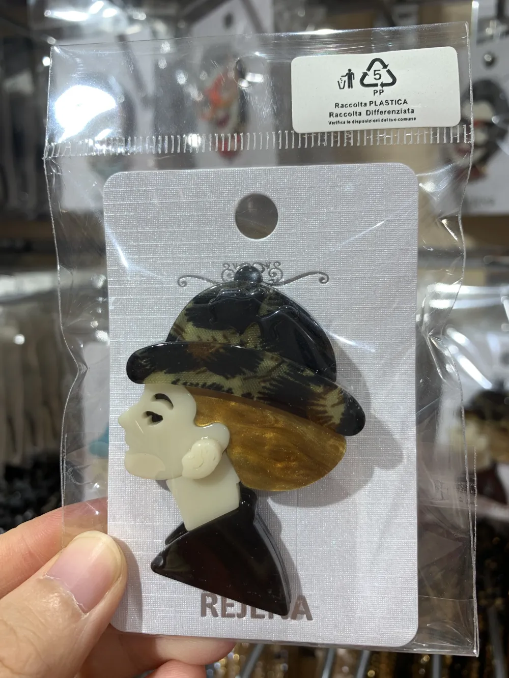 Donna-Spilla in Resina - SPM-121-30