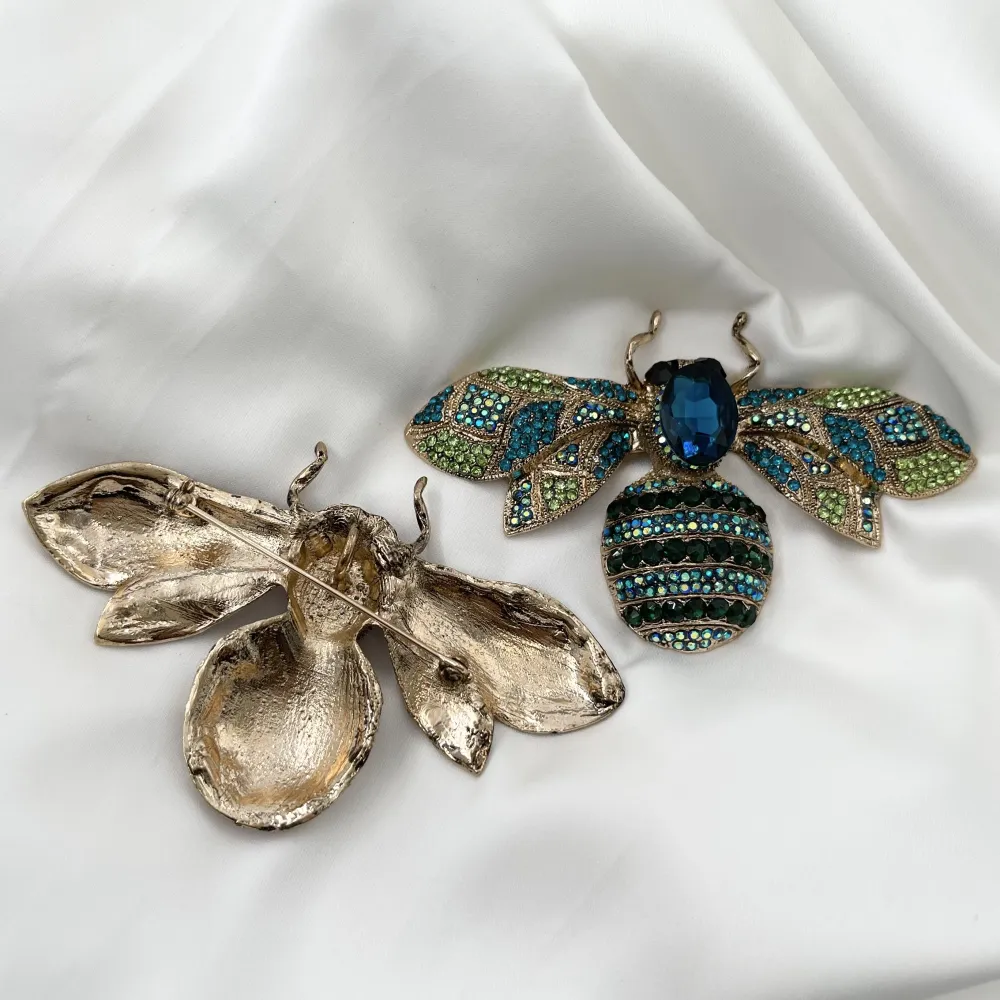 Spilla Grossa con Pietre Colorate - SPM-321-125 Ape Grande