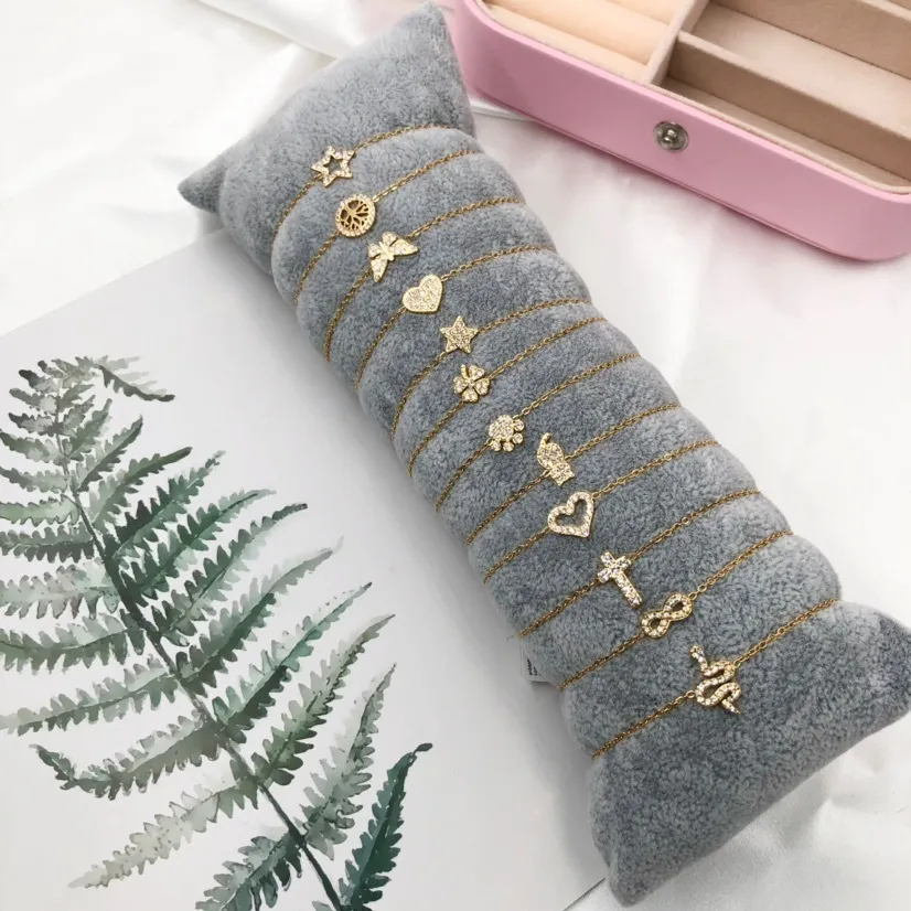 Soggeti Mix- 12 Pz Bracciali in Acciaio con Chiusura a Moschett - BPA103-A1