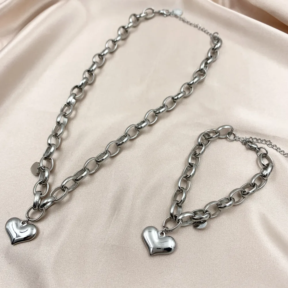 CAC7305-Catena con Cuore- Collana Corta in Acciaio - CAC7305-Catena con Cuore- Collana Corta in Acciaio