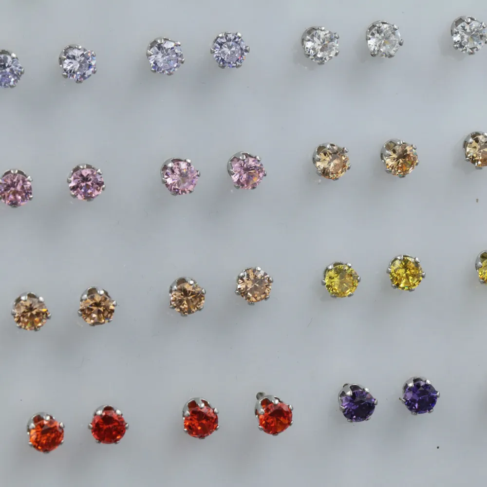 Punto Luce 5mm 6Griffe-36paia Orecchini a lobo in Acciaio - OAP-107-89-113 5mm