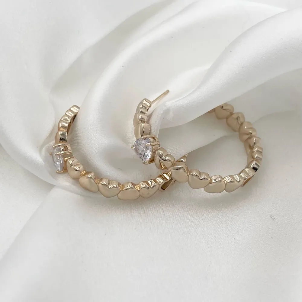 Cerchio Grande con Cuore-Orecchini con Zirconia - OMZ-109-194