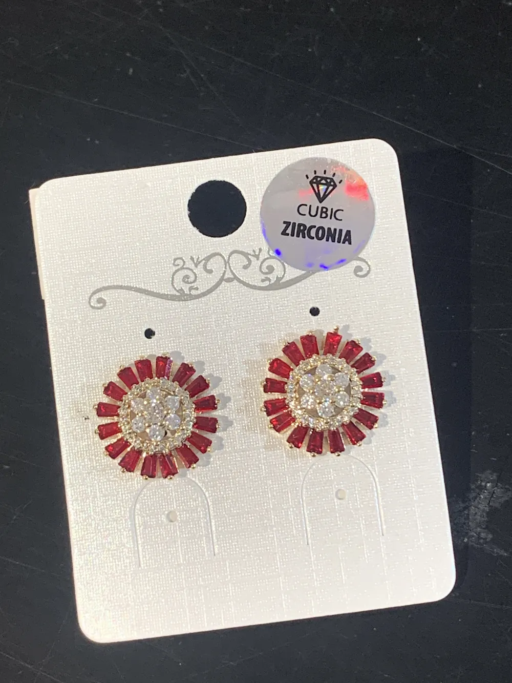 Fiore con Zirconi-Orecchini a Lobo con Zirconia - OMZ-109-L01