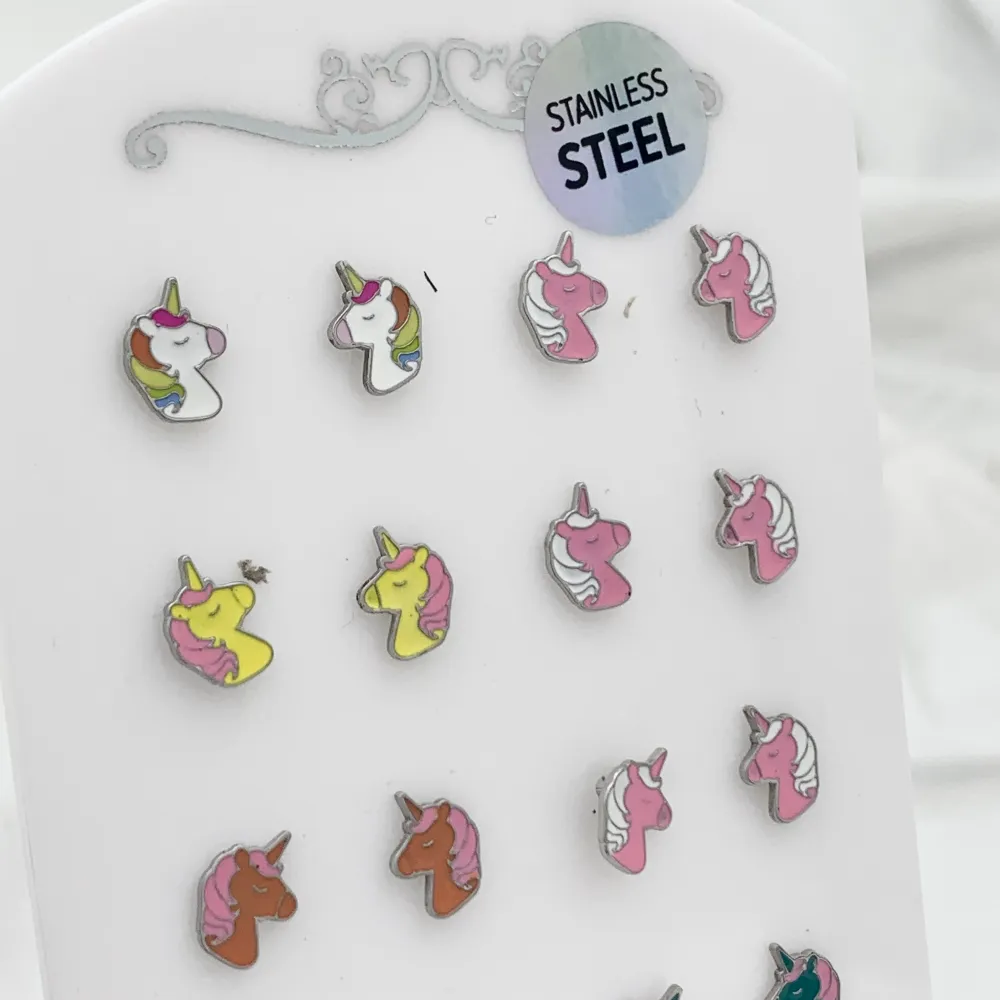 Unicorno Smaltato-12Paia Orecchini a Lobo in Acciaio - OPA-103-AA2408E