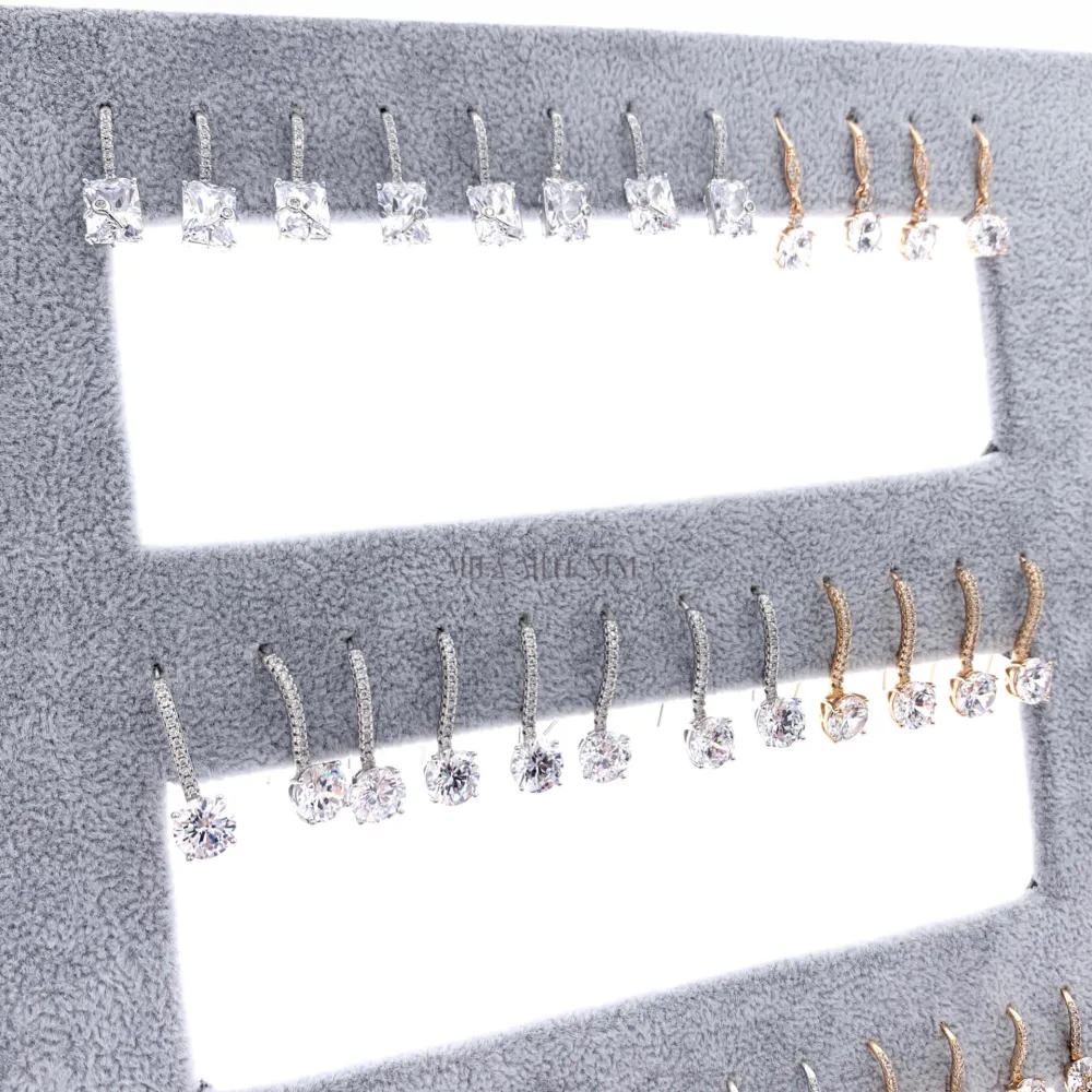 OPA7744-Punto Luce -18 Paia Orecchini in Metallo - OPM7744-Punto Luce -18 Paia Orecchini in Metallo