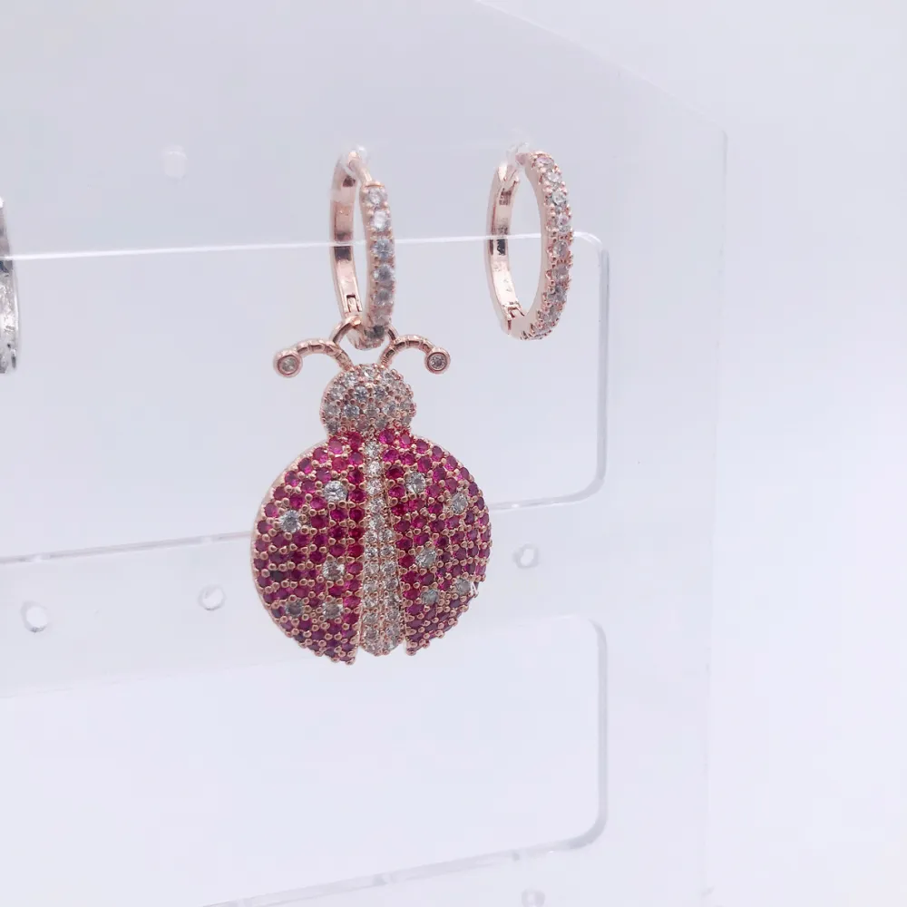 Coccinella grande  5735  - Orecchini cerchio zirconia_2