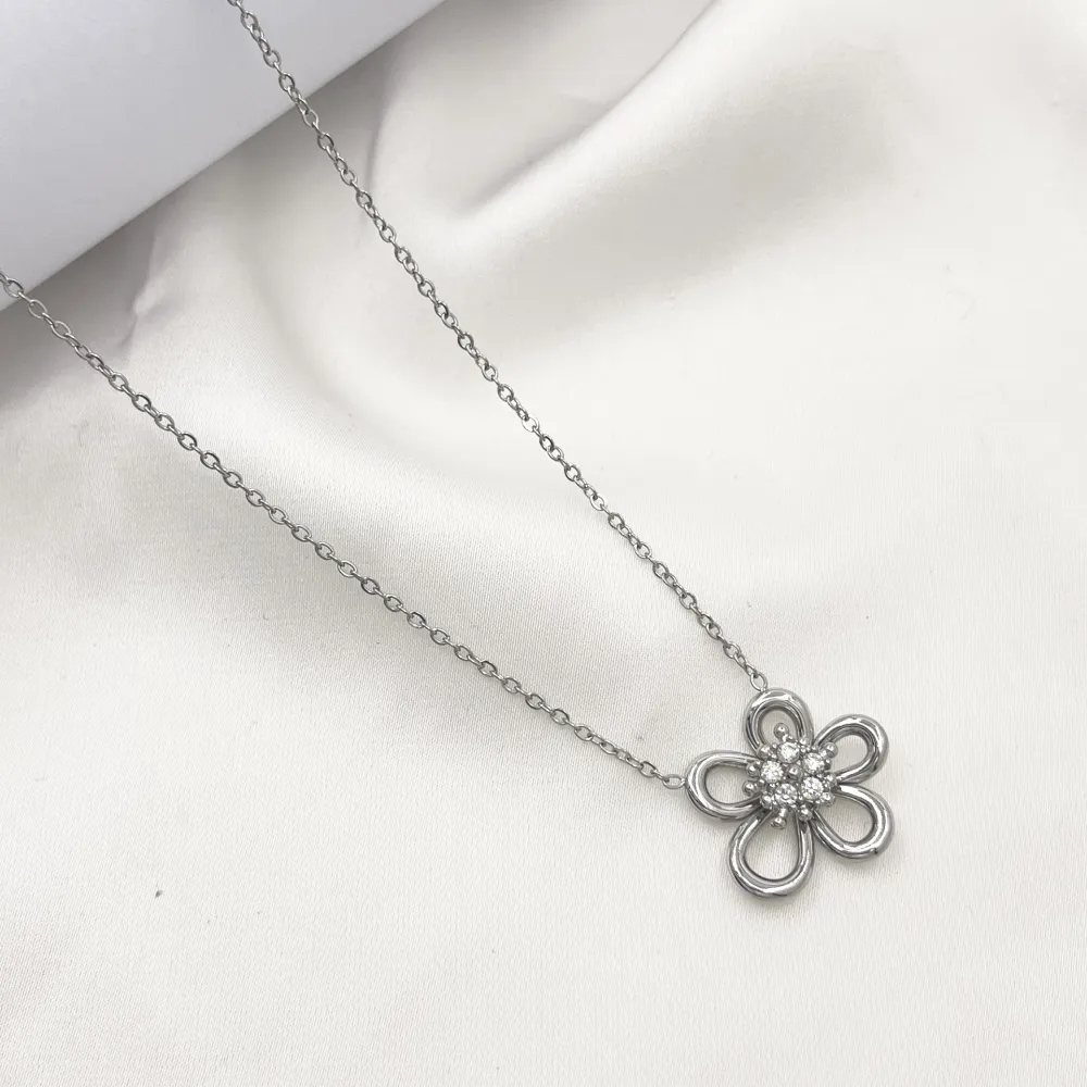 Fiore-Collana Corta in Acciaio - CL-103-6836N