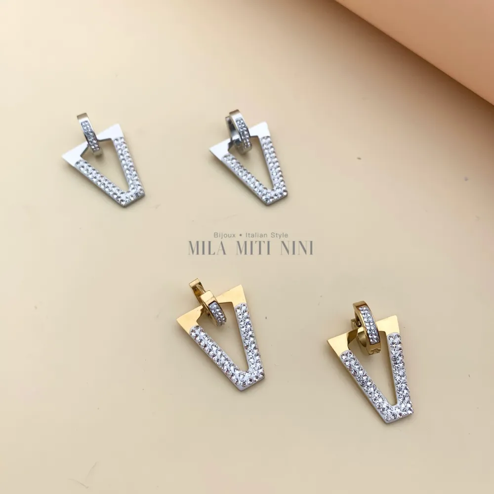 OAP413-701-Triangolo- Orecchini in Acciaio_2