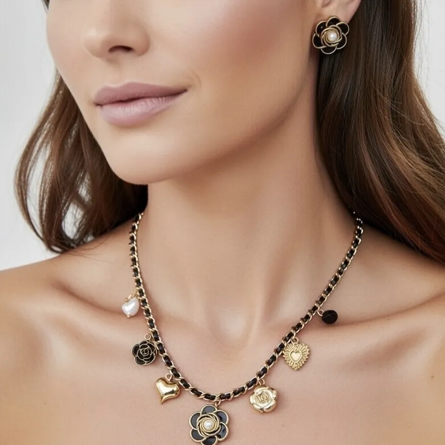 [CL-794-62] Fiore Perla  -Collana Corta in Acciaio - CL-794-62